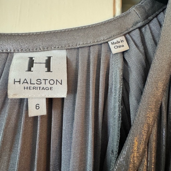 GENUINE HALSTON SILVER METALLIC CLEOPATRA FORTUNY PLEATED MINI-DRESS SZ 6 MINT! - Picture 8 of 8